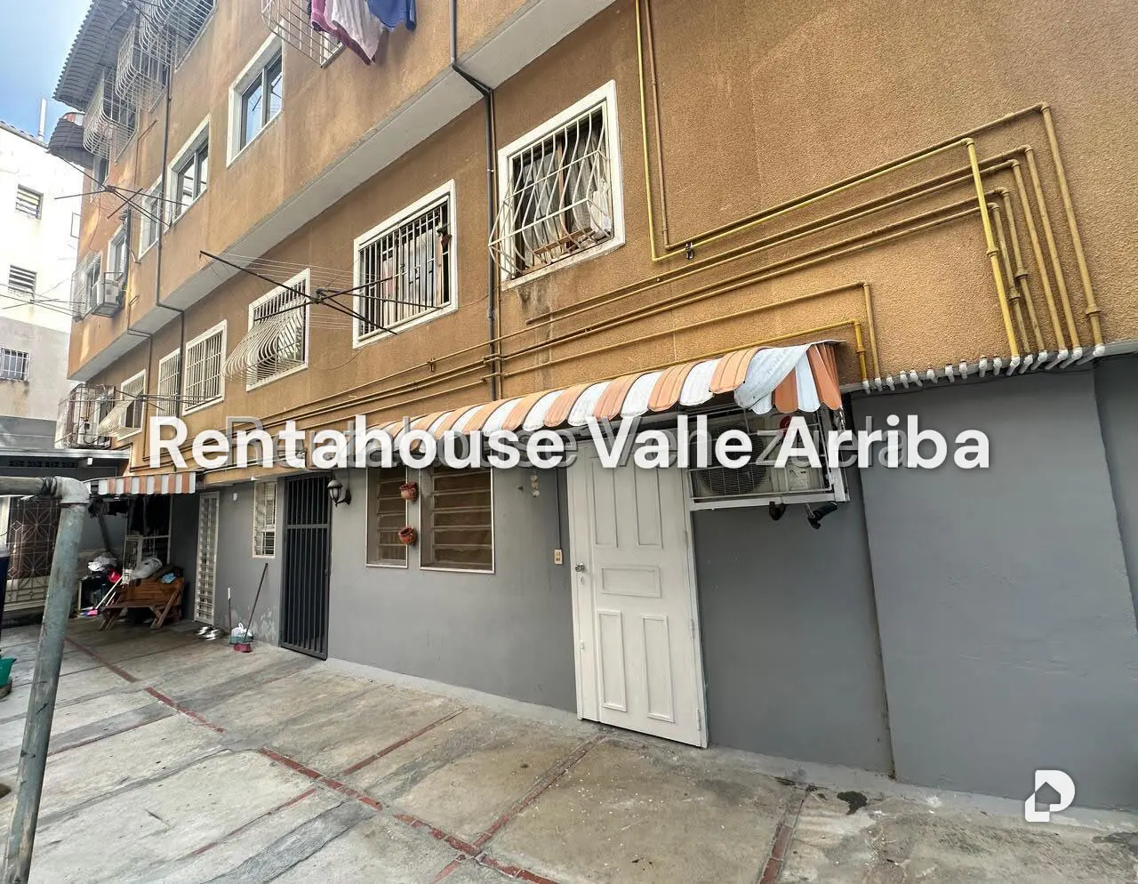 Apartamento en La Carlota, Caracas – 1
