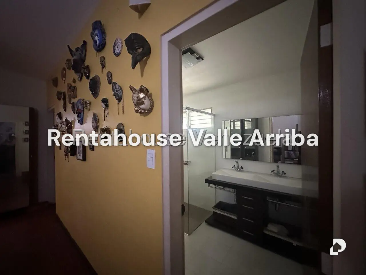 Casa en Colinas de Bello Monte, Caracas – 24