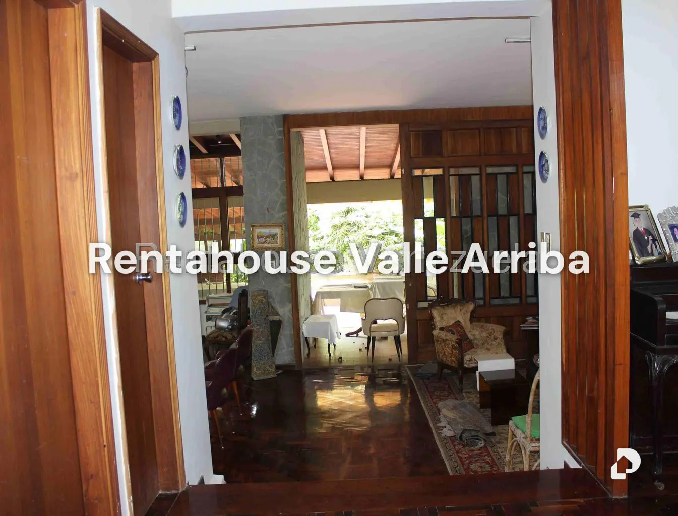 Casa en Lomas de San Rafael de La Florida, Caracas – 24