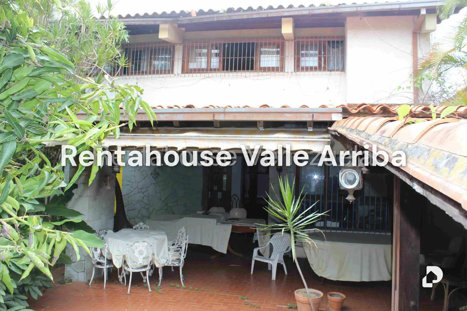 Casa en Lomas de San Rafael de La Florida, Caracas – 1