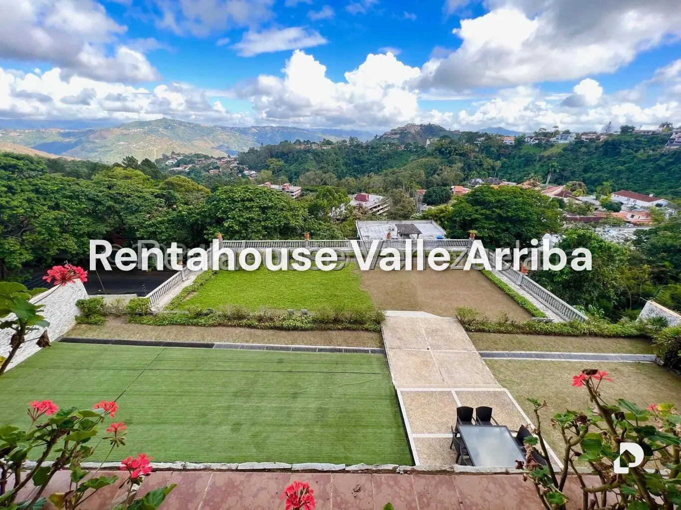House in La Lagunita Country Club, Caracas – 3