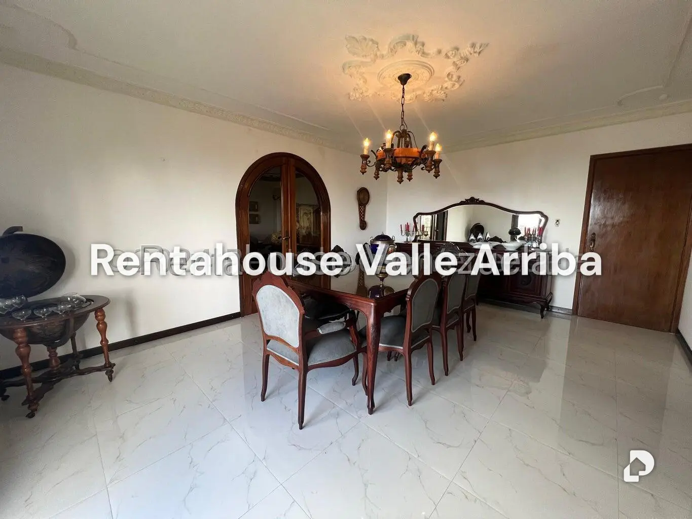 House in La Lagunita Country Club, Caracas – 9