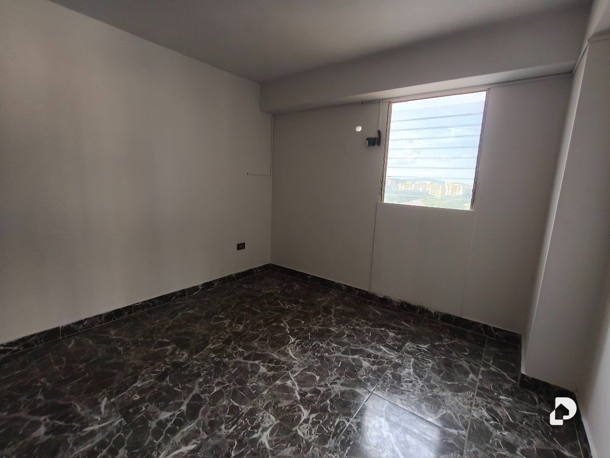 Apartamento en Urbanización Fundalara, Barquisimeto – 15