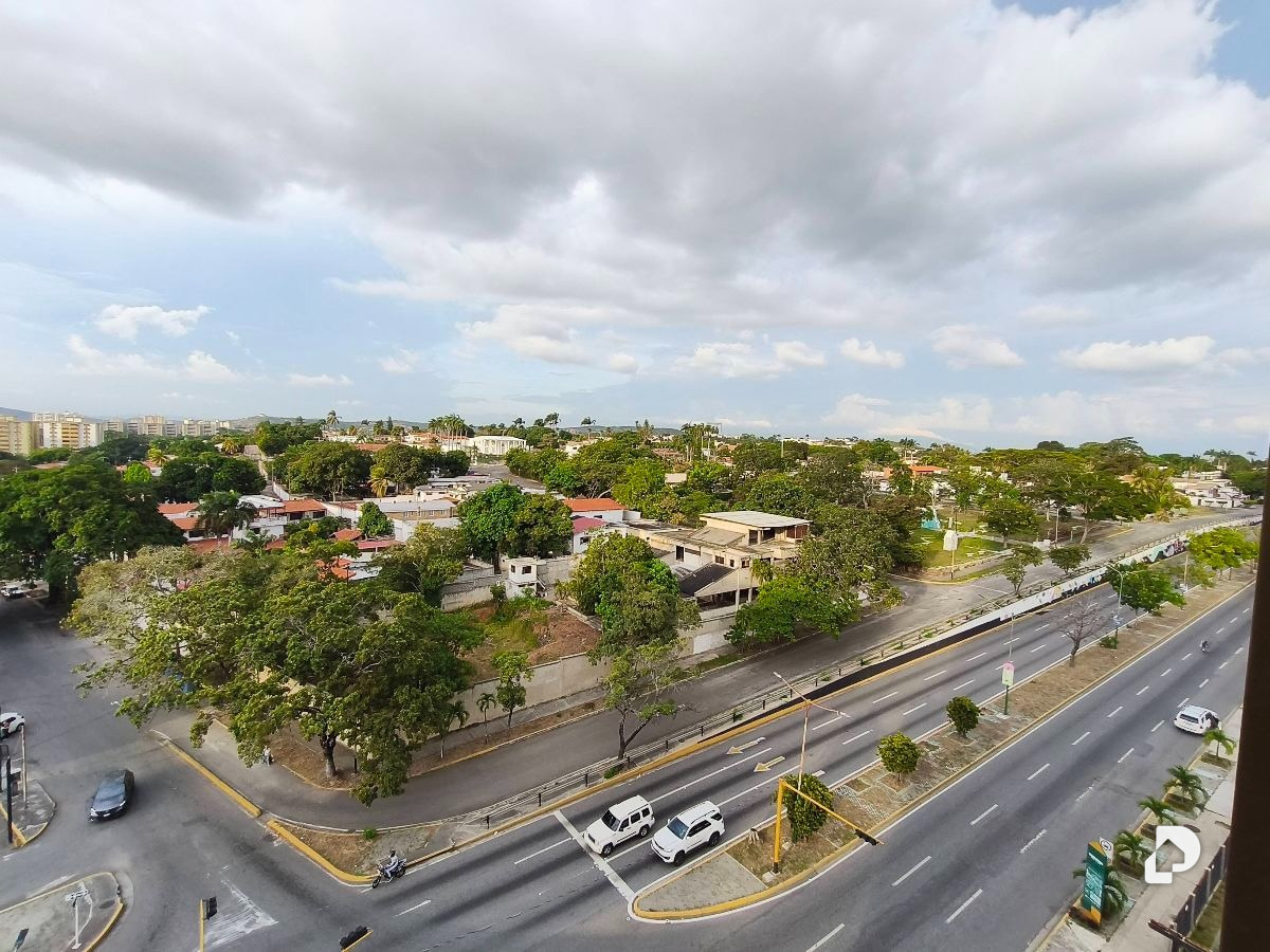 Apartamento en Urbanización Fundalara, Barquisimeto – 11