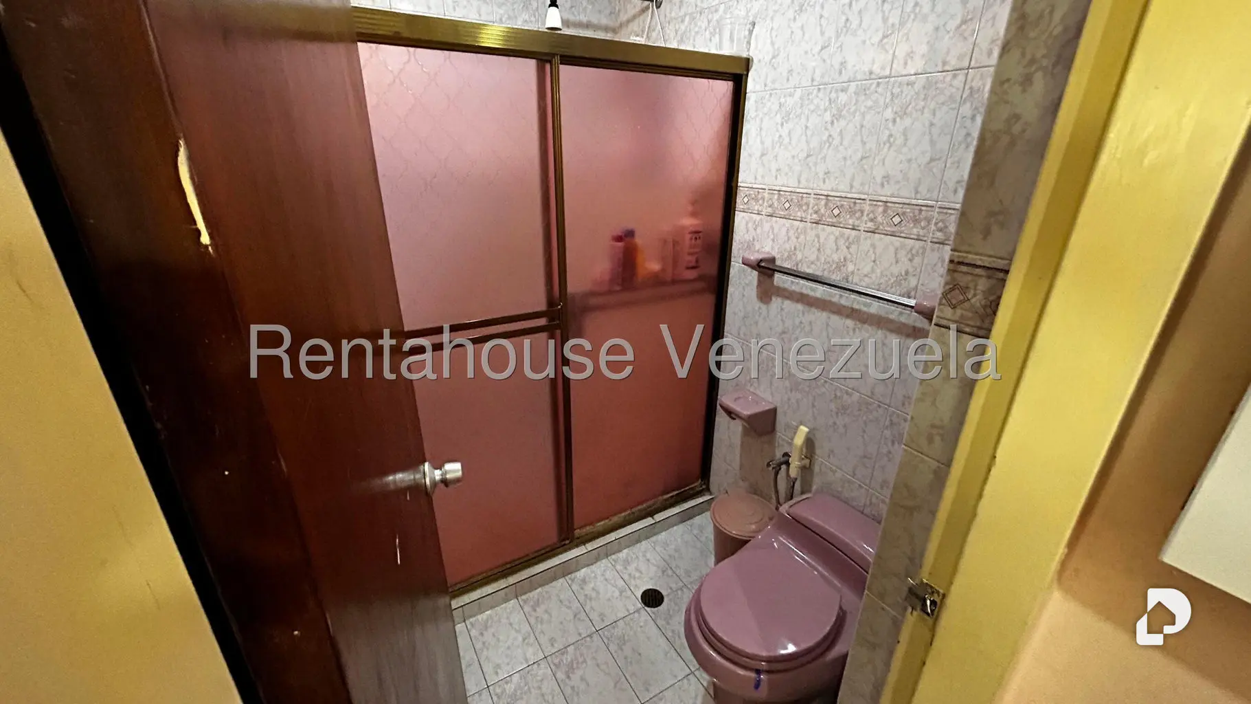 Casa en Piedra Azul, Caracas – 20