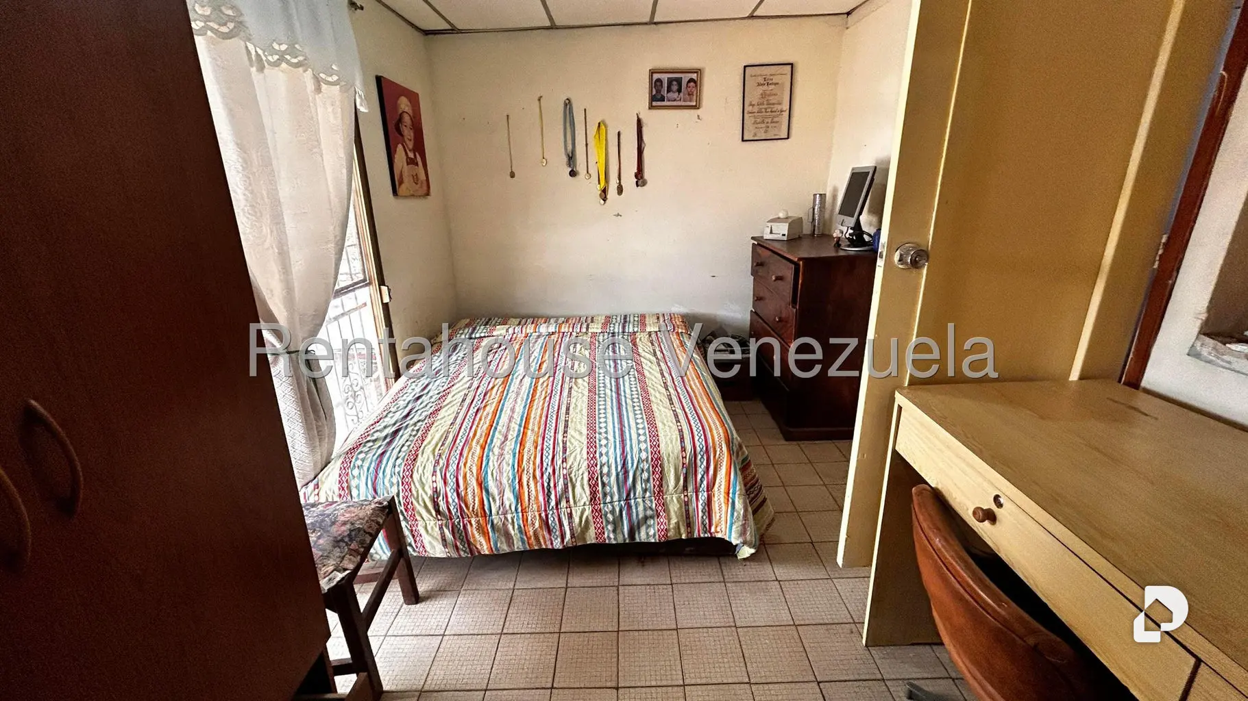 Casa en Piedra Azul, Caracas – 17