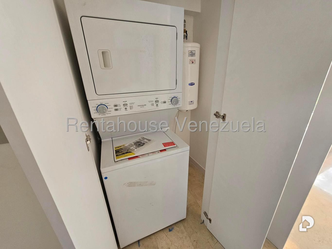 Apartamento en La Boyera, Caracas – 15