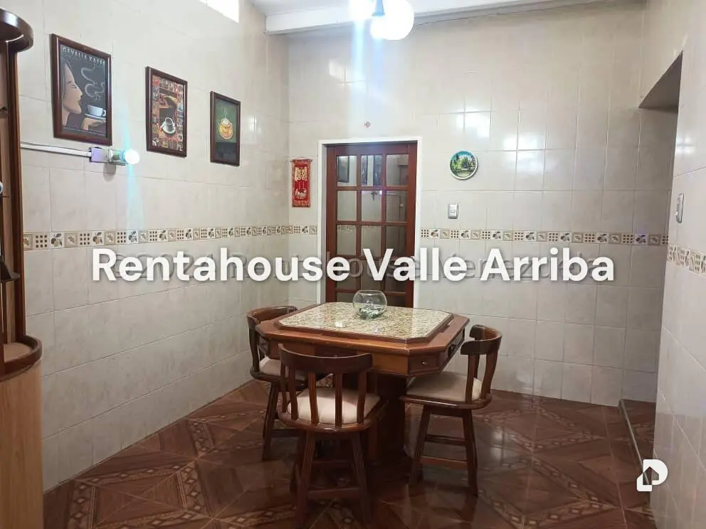 Casa en La Rosaleda, San Antonio de Los Altos – 11
