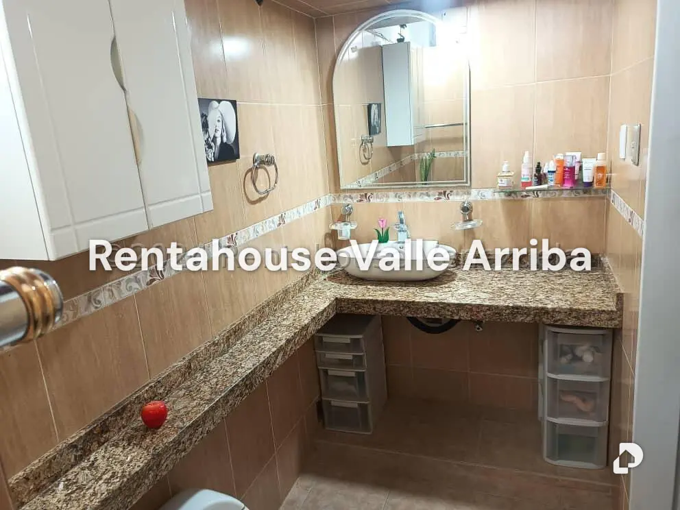 Casa en La Rosaleda, San Antonio de Los Altos – 18