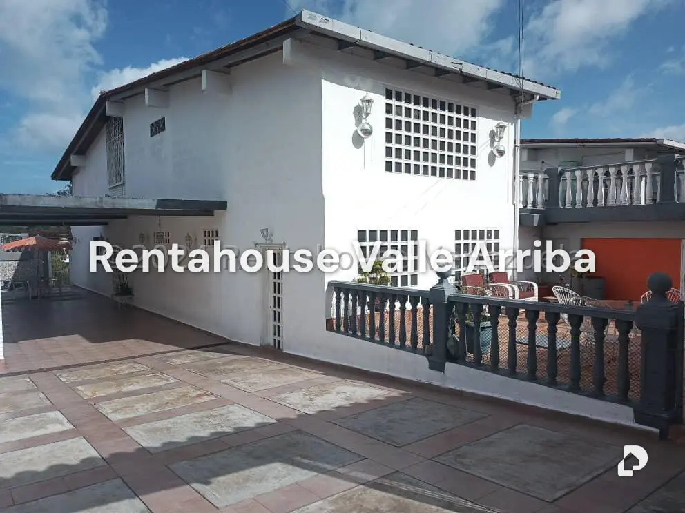Casa en La Rosaleda, San Antonio de Los Altos – 1