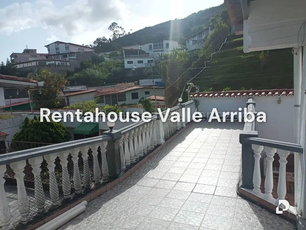Casa en La Rosaleda, San Antonio de Los Altos – 28