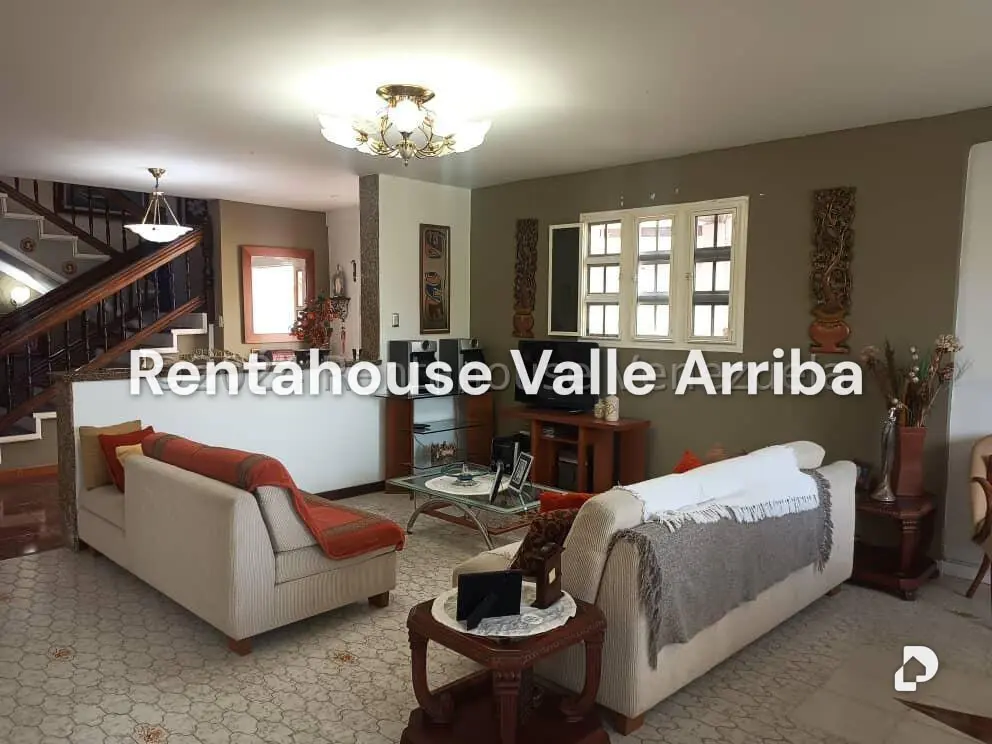 Casa en La Rosaleda, San Antonio de Los Altos – 3