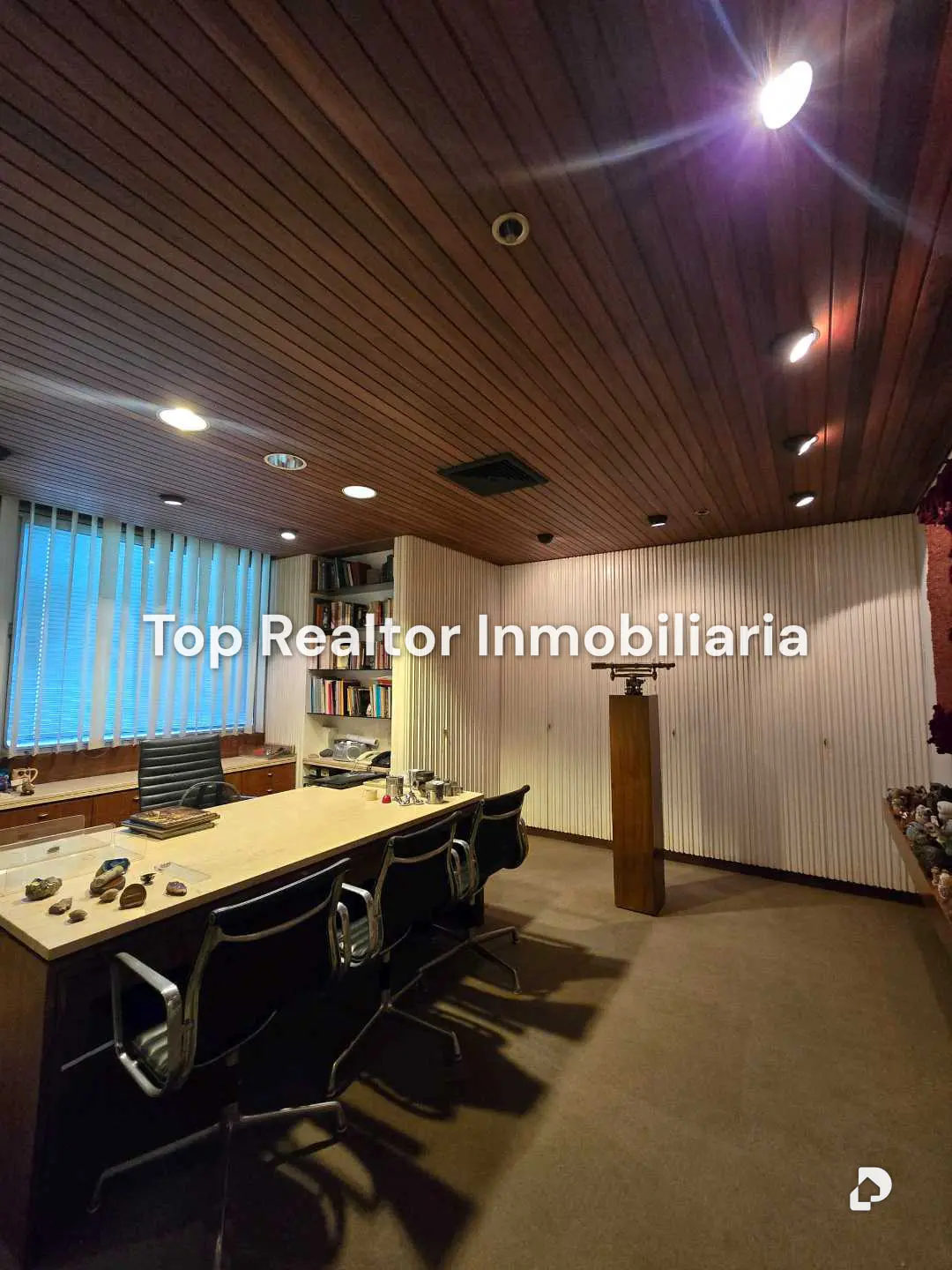 Oficina en El Rosal, Caracas – 24