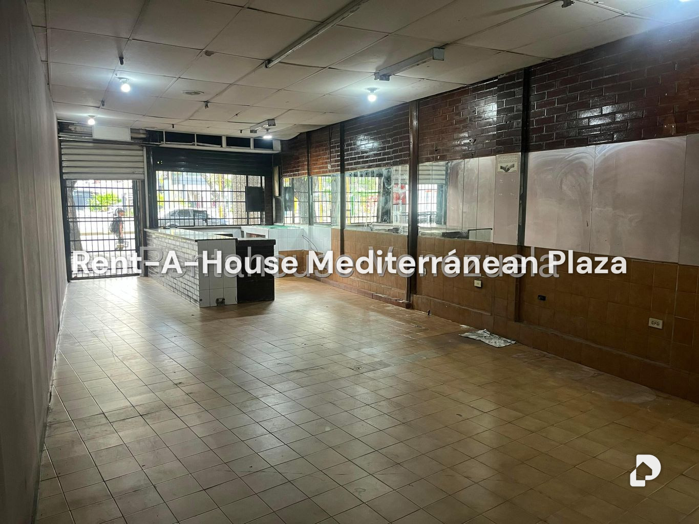 Local comercial en Avenida Bolivar Norte, Valencia – 2