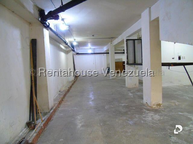Local comercial en Parroquia La Candelaria, Caracas – 9