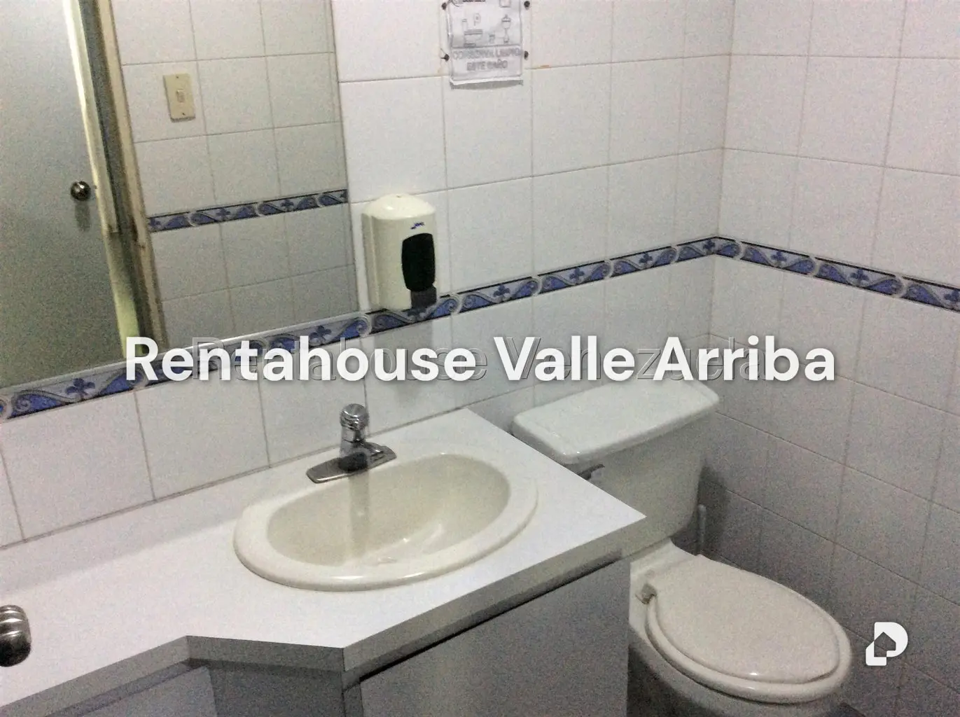 Commercial space in Altamira, Caracas – 11