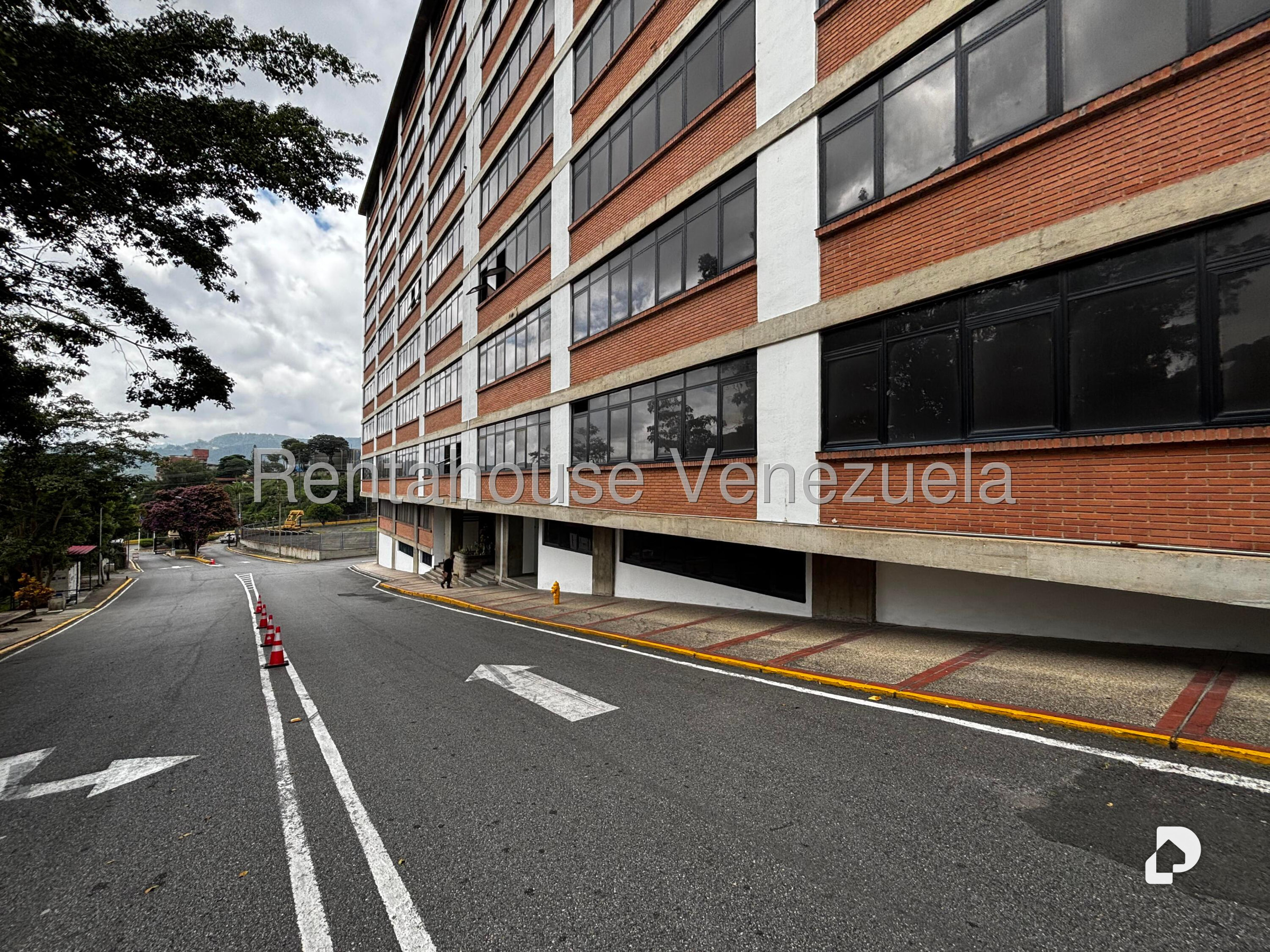 Galpón en El Valle, Caracas – 29