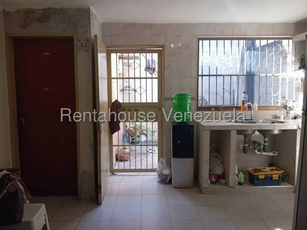 House in Flor Amarillo, Valencia - 1