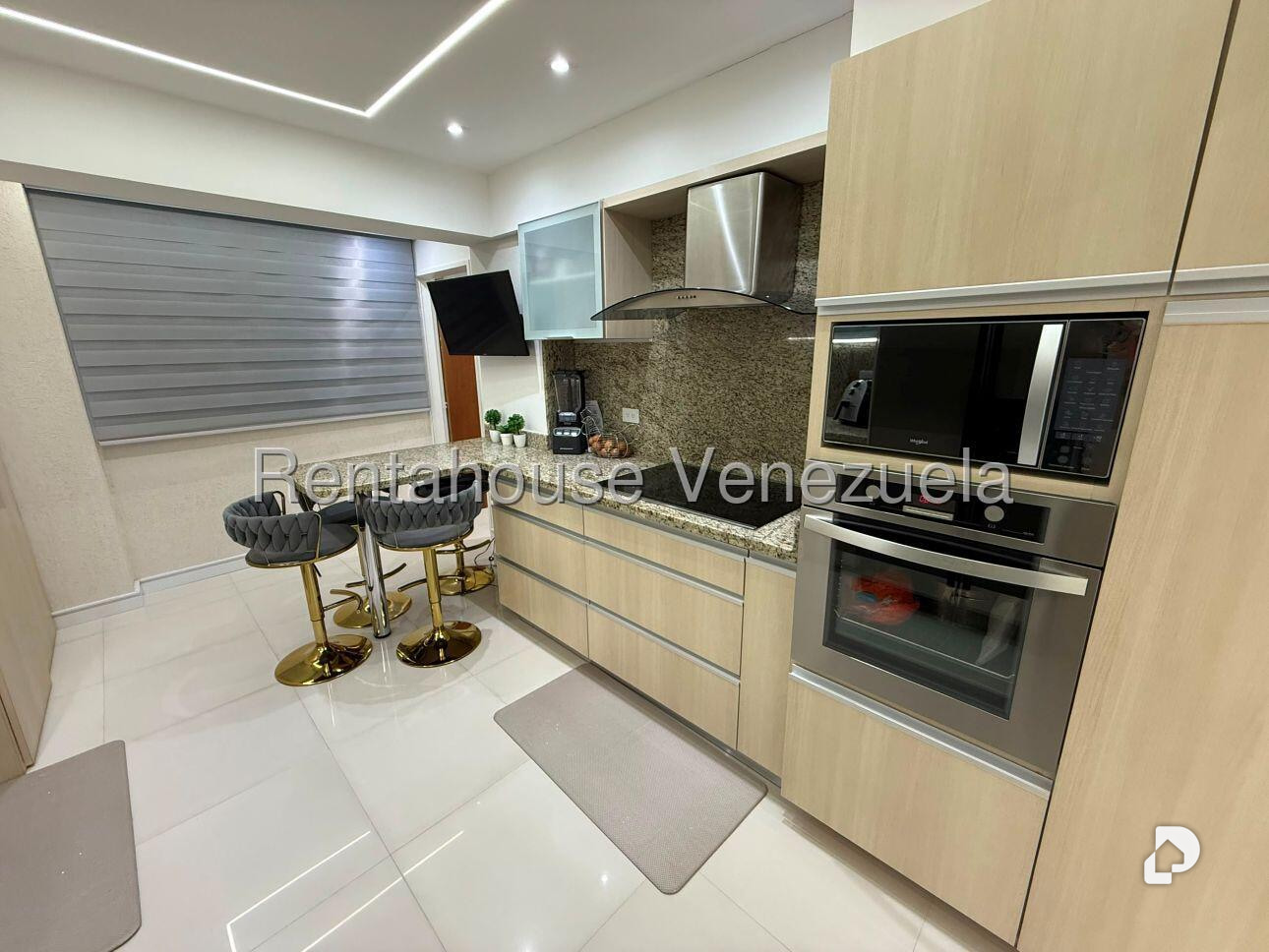 Apartamento en Santa Fe Sur, Caracas – 11