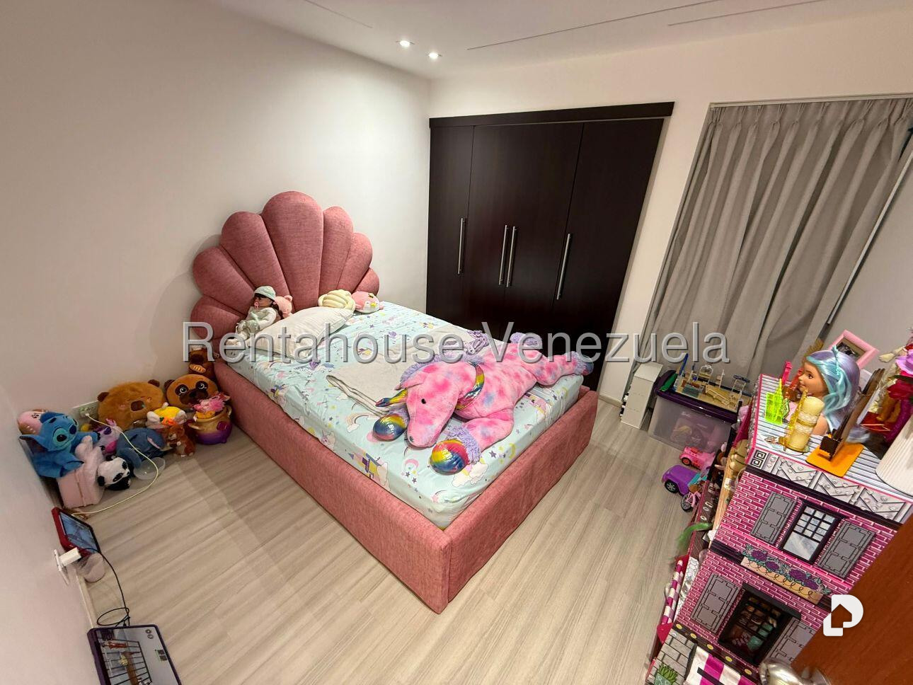 Apartamento en Santa Fe Sur, Caracas – 16