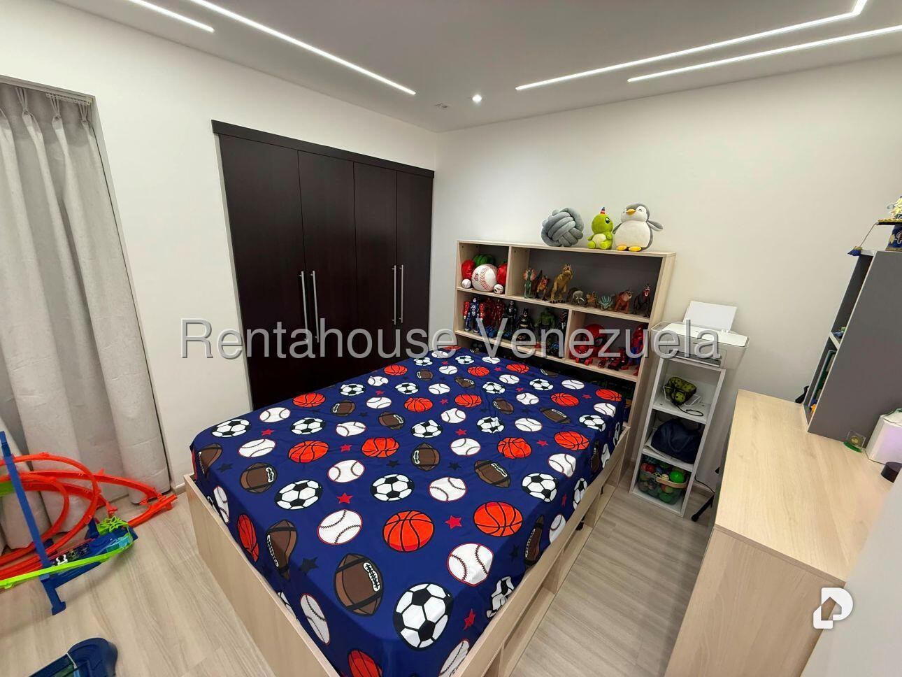 Apartamento en Santa Fe Sur, Caracas – 17