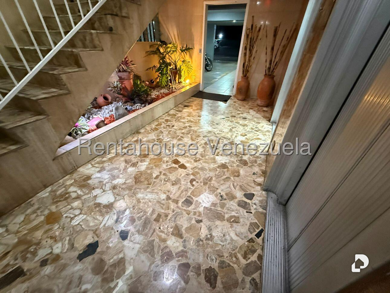 Apartamento en Santa Fe Sur, Caracas – 25