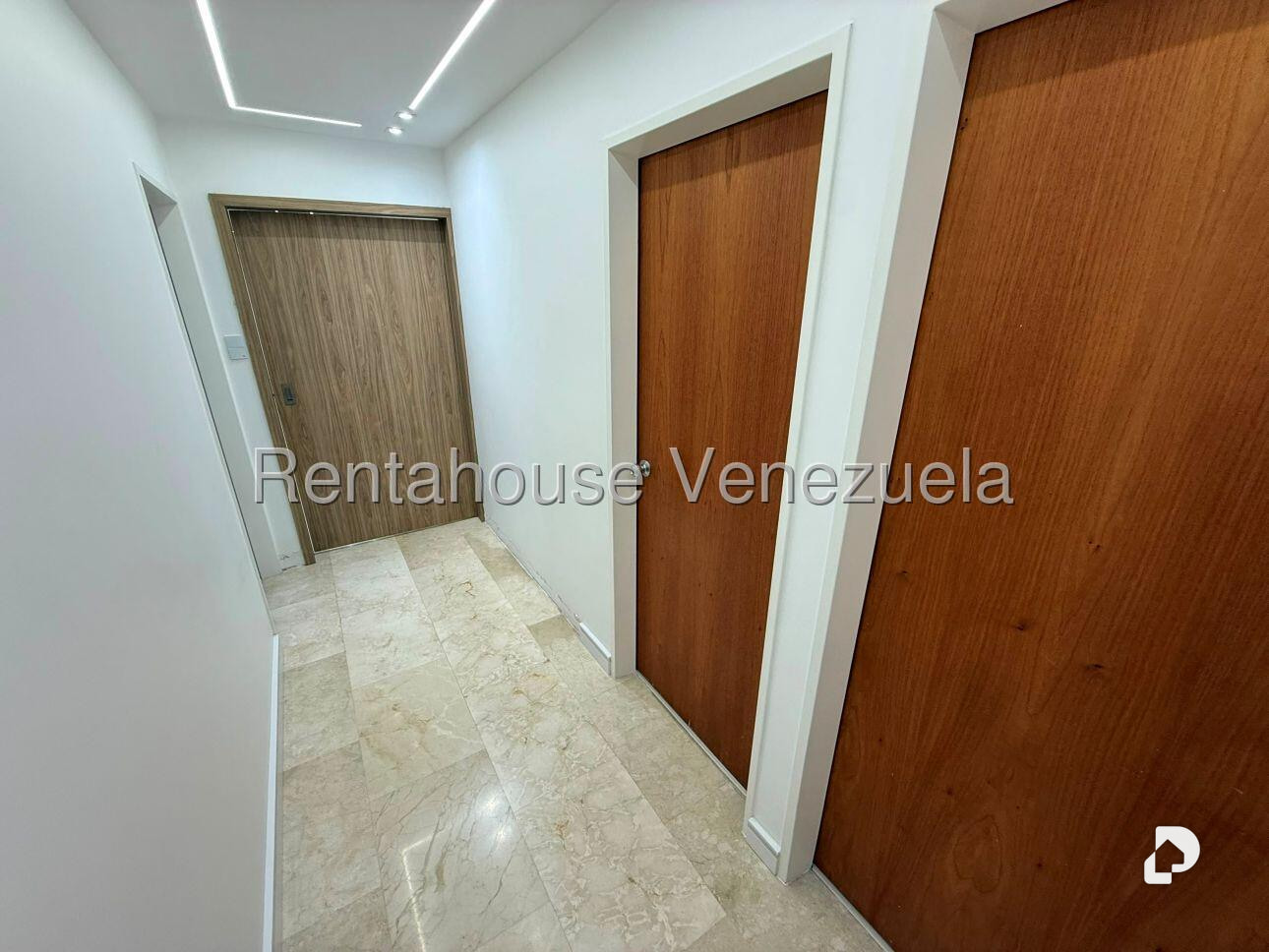 Apartamento en Santa Fe Sur, Caracas – 12