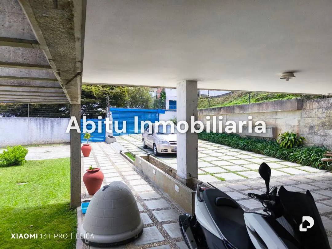 Casa en Alto Hatillo, Caracas – 11