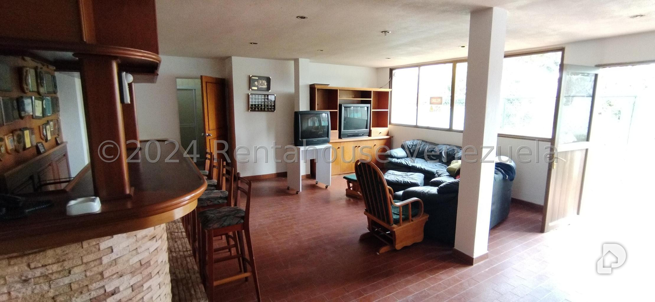 Casa en Los Pomelos, Caracas – 18