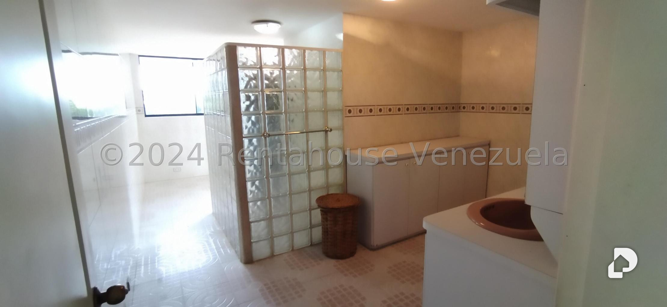 Casa en Los Pomelos, Caracas – 43