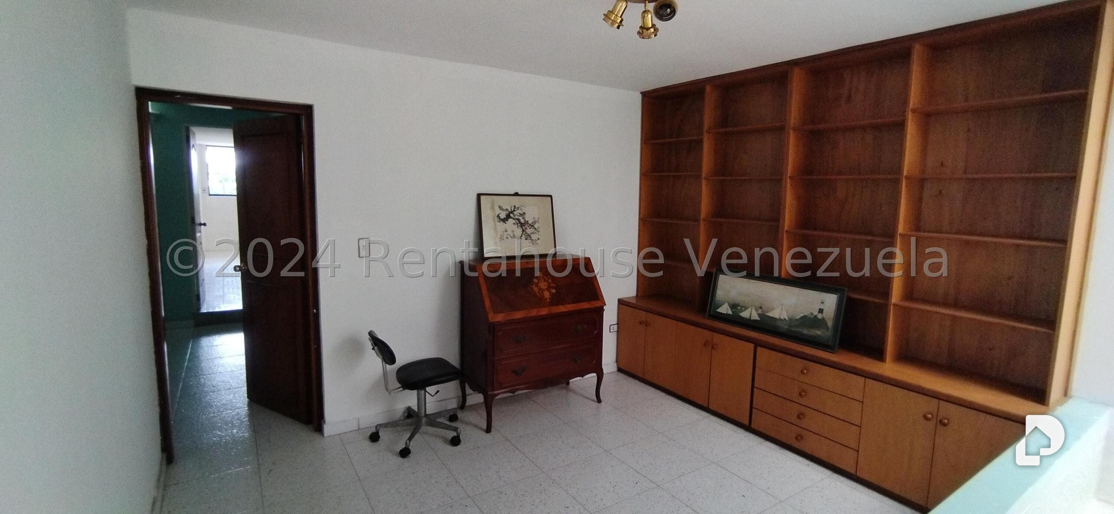 Casa en Los Pomelos, Caracas – 34