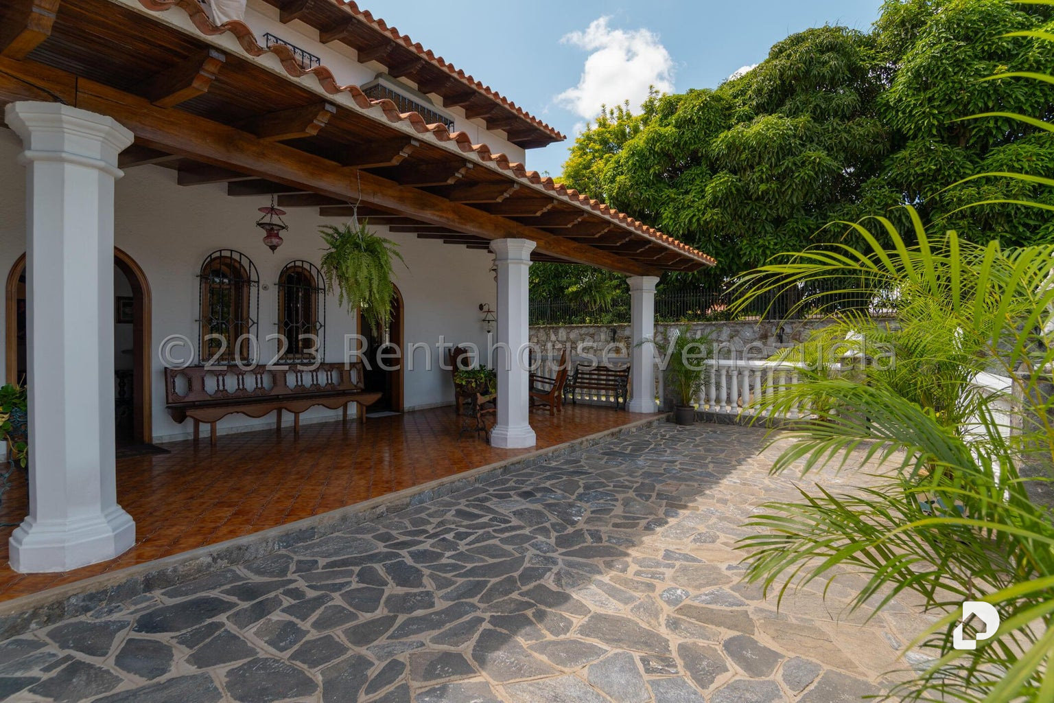 Casa en Cumbres de Curumo, Caracas – 12