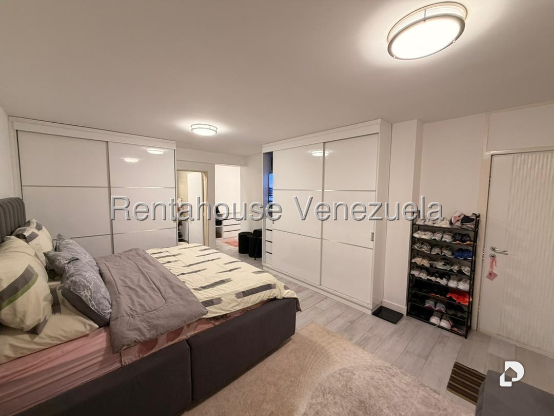 Apartamento en La Florida, Caracas – 19