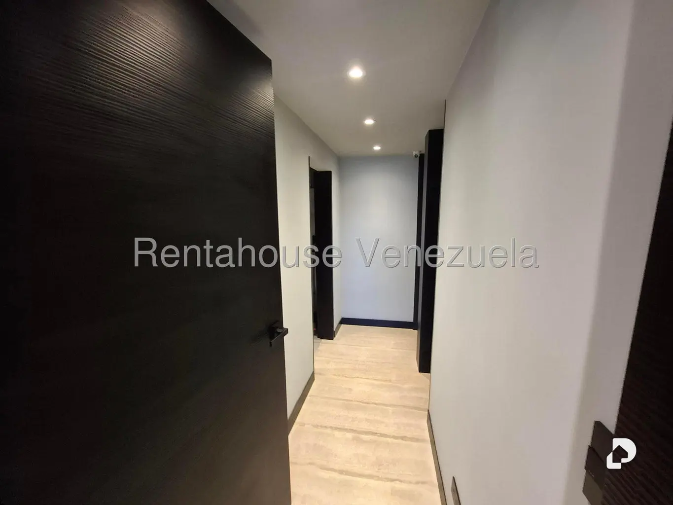 Apartamento en El Rosal, Caracas – 16