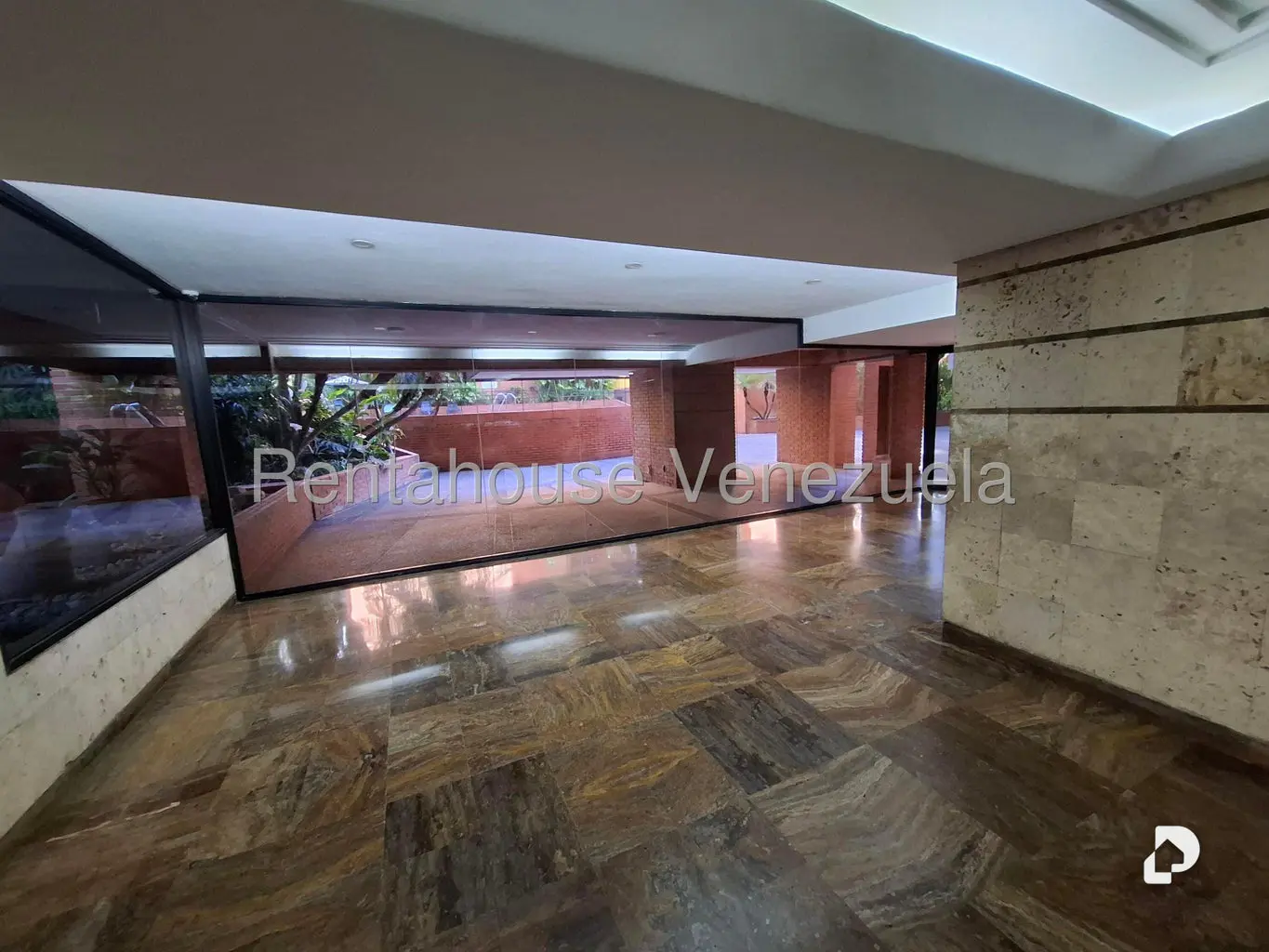 Apartamento en El Rosal, Caracas – 3