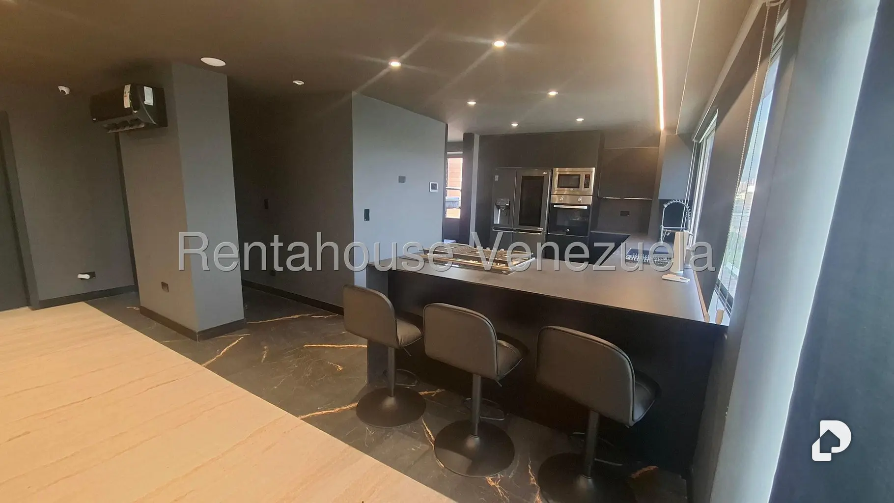 Apartamento en El Rosal, Caracas – 10