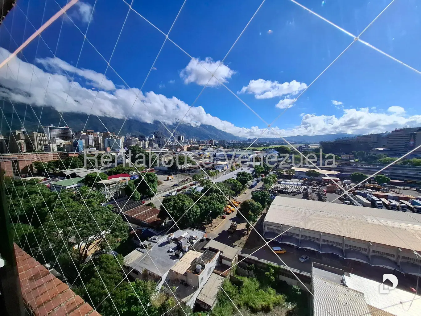 Apartamento en El Rosal, Caracas – 15