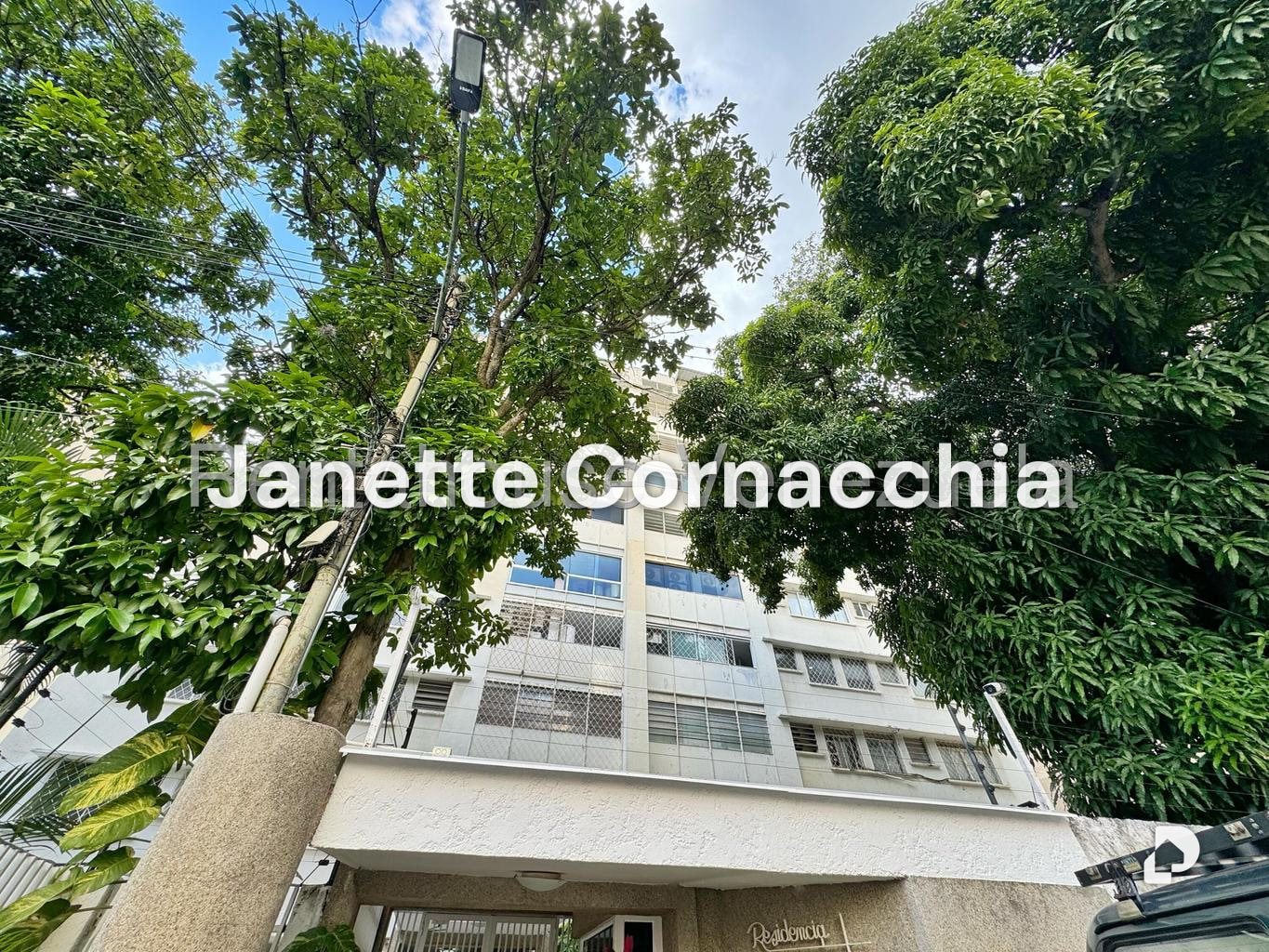 Apartamento en Altamira, Caracas – 1