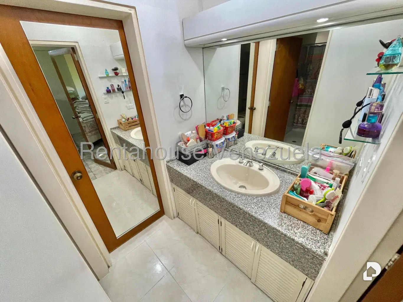 Apartamento en Alto Hatillo, Caracas – 18