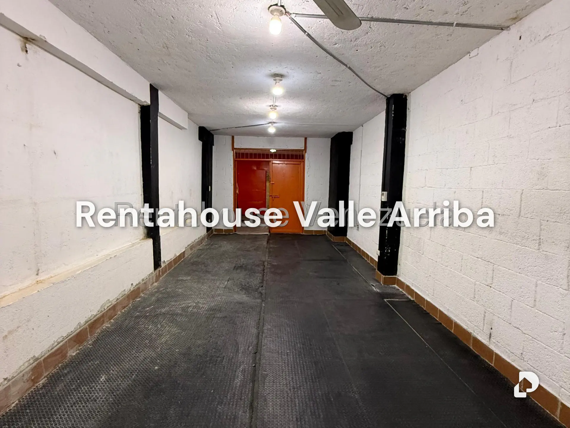 Local comercial en Parroquia La Candelaria, Caracas – 10