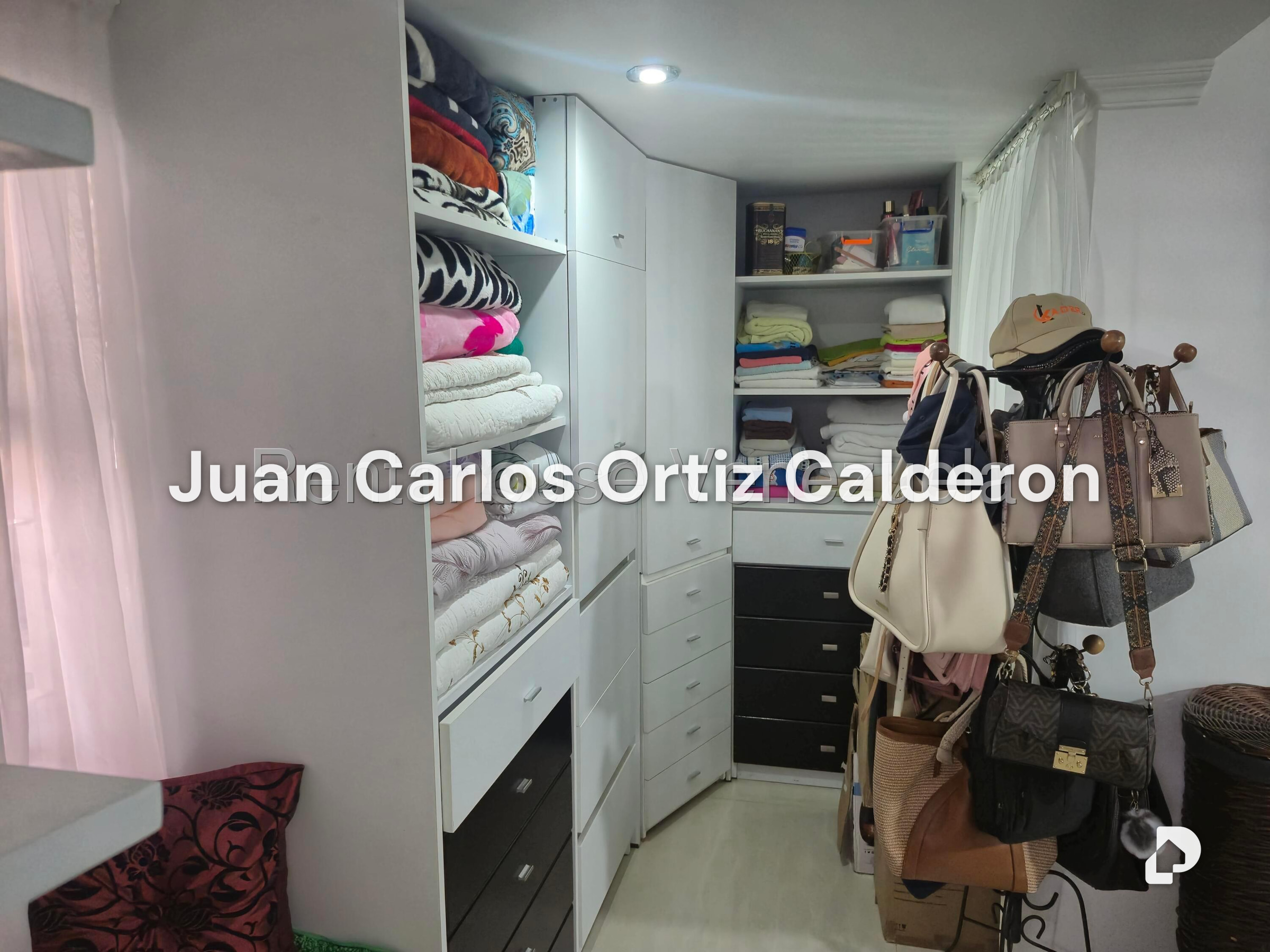 Casa en Cumbres de Curumo, Caracas – 9