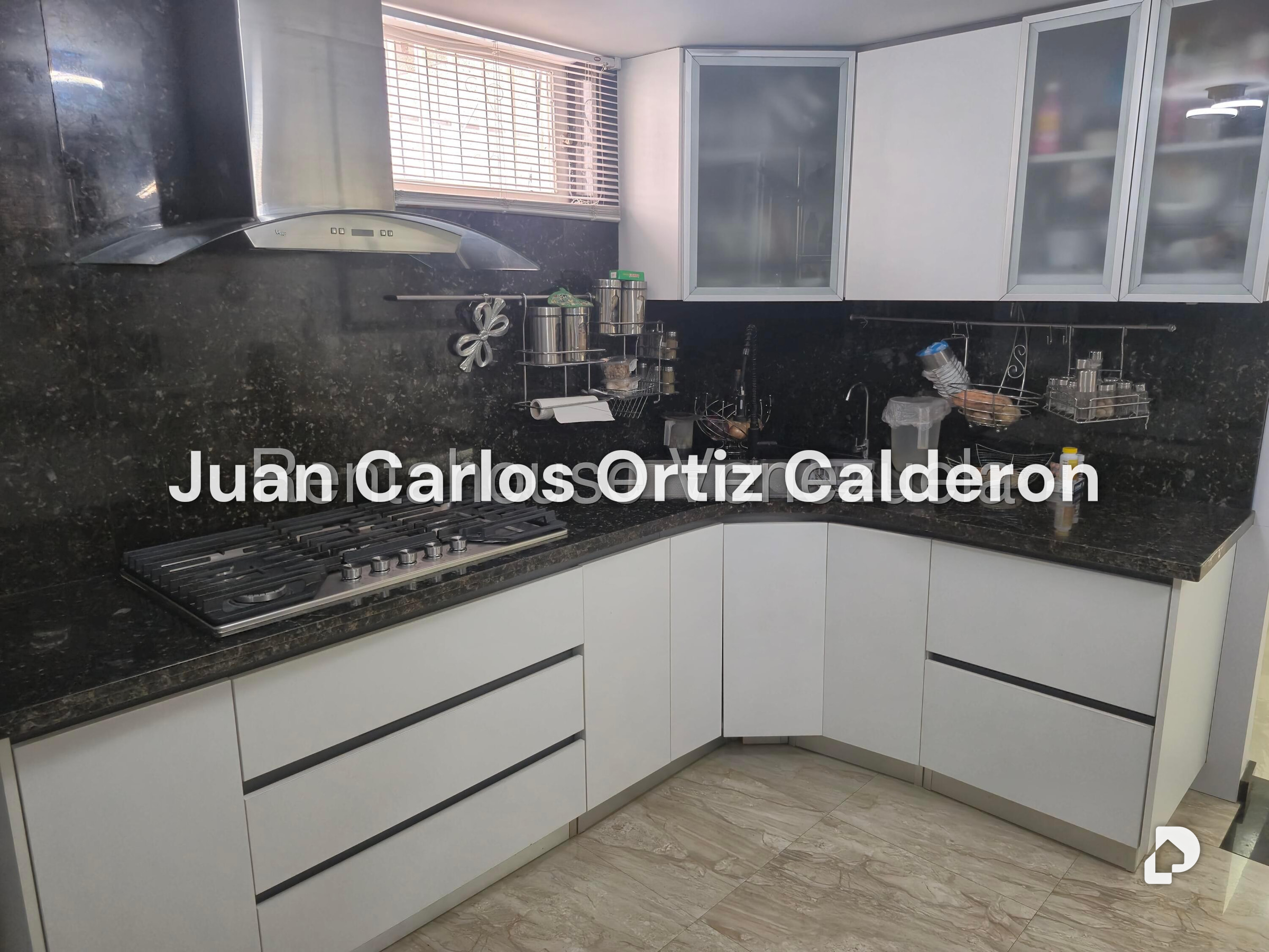 Casa en Cumbres de Curumo, Caracas – 4