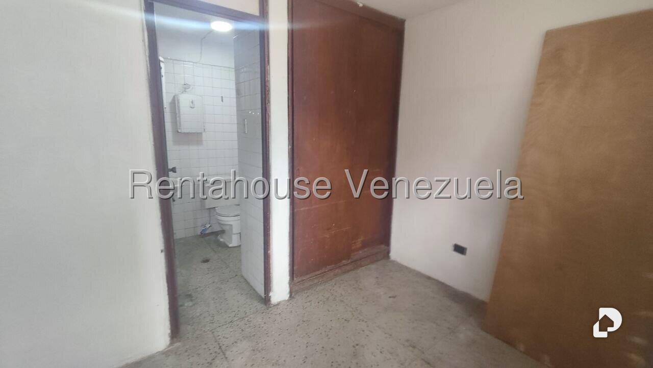 Casa en El Marqués, Caracas – 22