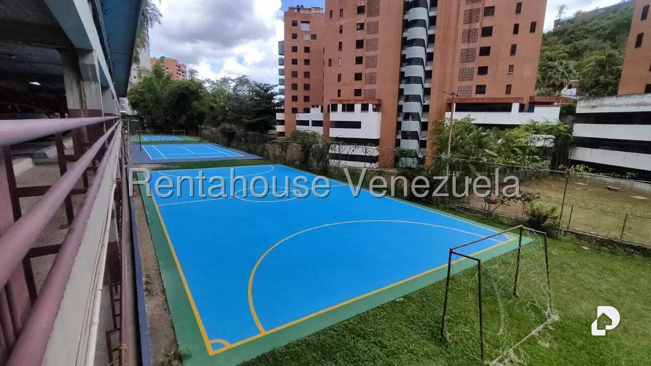 Apartamento en Santa Fe Norte, Caracas – 17