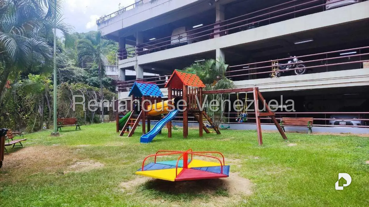 Apartamento en Santa Fe Norte, Caracas – 15