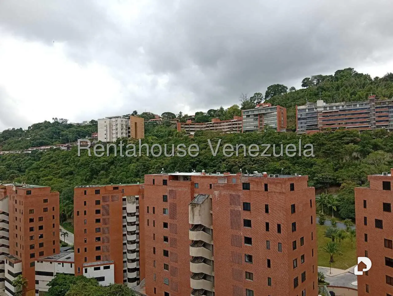 Apartamento en Santa Fe Norte, Caracas – 12