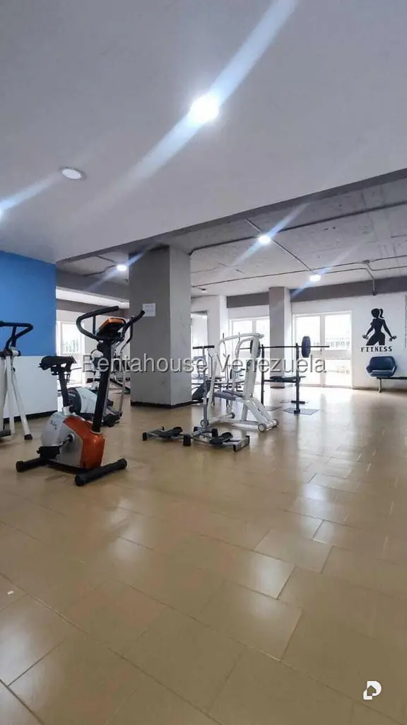 Apartamento en Santa Fe Norte, Caracas – 18