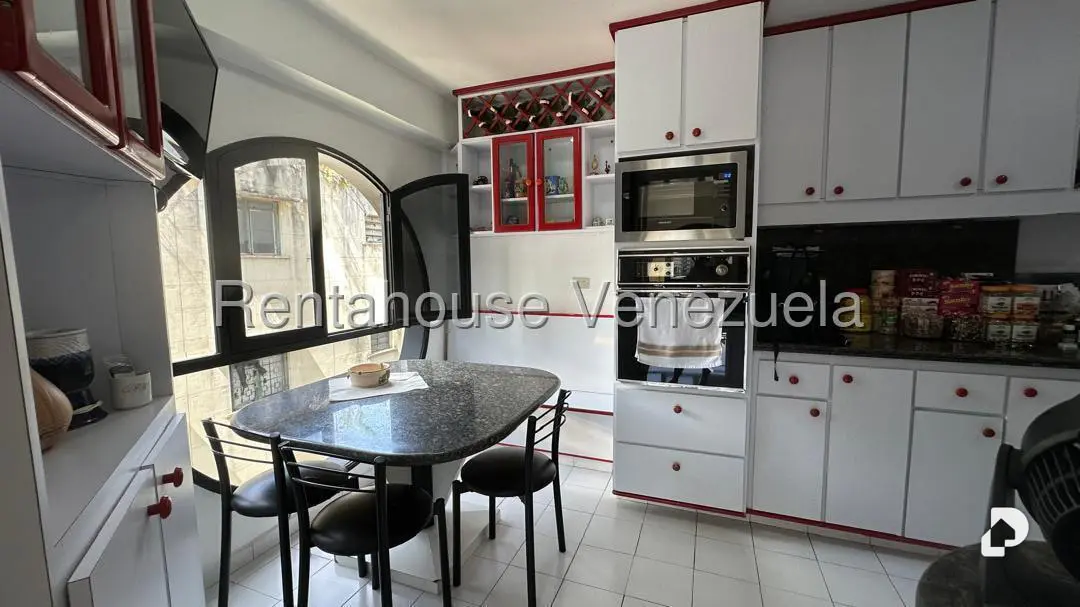 Apartamento en El Paraíso, Caracas – 11