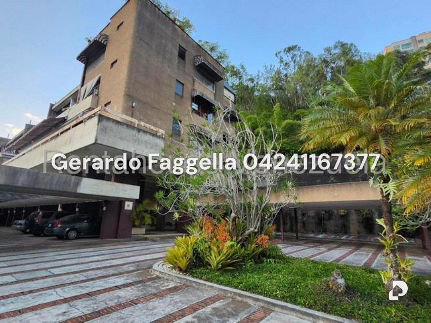 Apartamento en Las Esmeraldas, Caracas – 1
