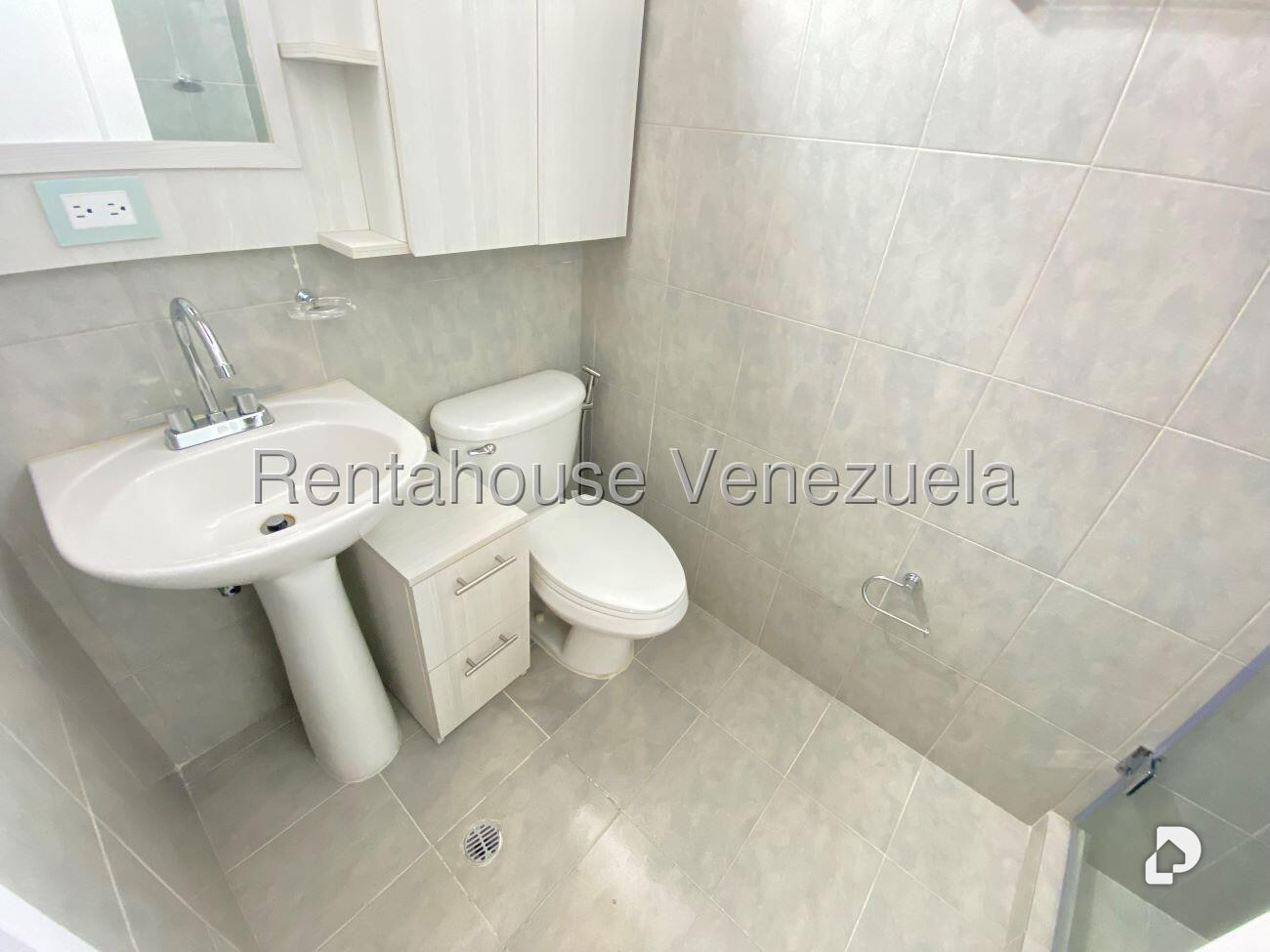 Apartamento en Colinas de La Tahona, Caracas